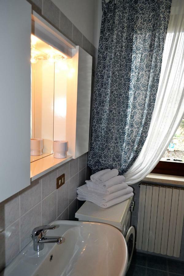 Torri Centro Appartement Torri Del Benaco Buitenkant foto